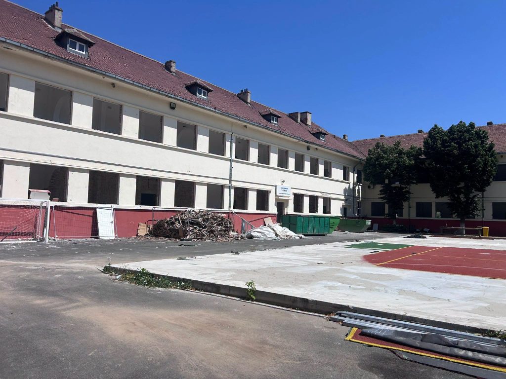 Primăria Sectorului 5: Ne străduim să asigurăm cele mai potrivite condiții de desfășurare a procesului de învățământ, adaptate nevoilor elevilor din Sectorul 5