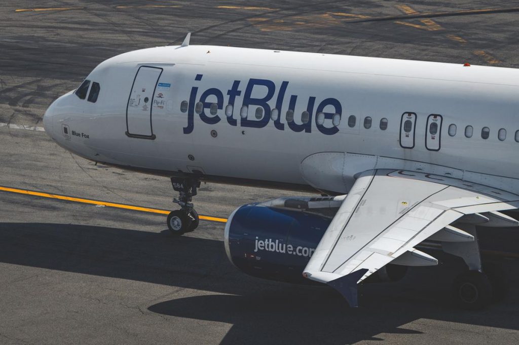 Un avion de pasageri s-a ciocnit cu o dronă în timp ce ateriza în New York