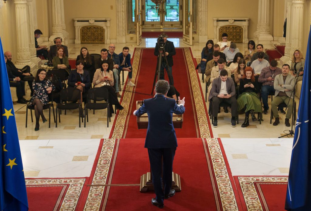 Cum poate fi suspendat și demis un Președinte al României. Modificare esențială față de situațiile lui Traian Băsescu