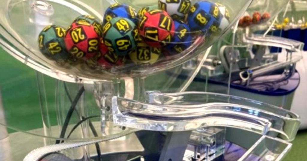 Rezultate LOTO - Duminică, 19 iulie 2026: Peste 8,12 milioane de euro se pot câștiga la 6/49. Reporturi consistente la Joker și Noroc