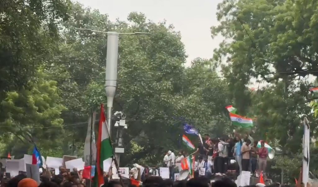 India se pregătește de proteste masive. Mișcarea „Cockroach” anunță un marș spre Parlament, în ciuda interdicției poliției