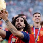 Ce pariuri trebuie să țină campionii mondiali! » „Le-am zis să nu promită, dar sunt nebuni. Nu-s chiar așa urât”