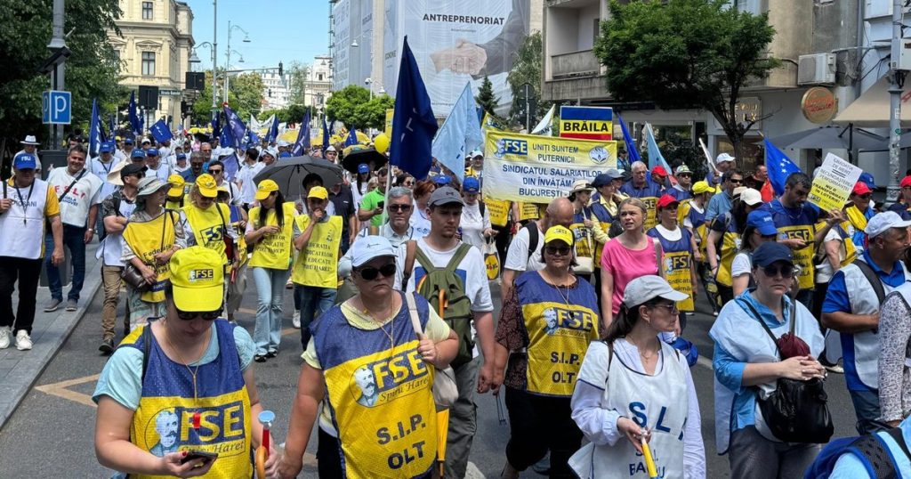 Noua lege a salarizării ar îngheța veniturile a peste 400.000 de bugetari la nivelul actual în următorii ani