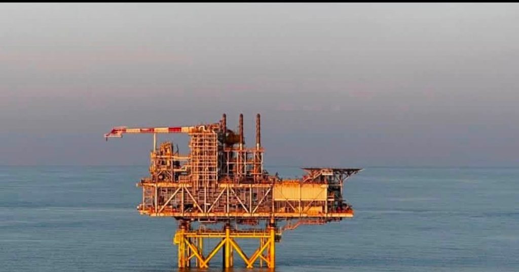 Bolojan, după instalarea platformei „Neptun Alpha”: România devine cel mai mare producător de gaze din UE