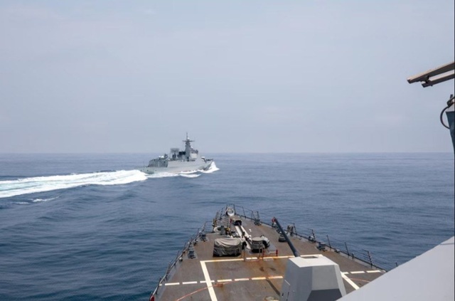 Japonia acuză pentru prima oară China de desfăşurarea unui exerciţiu de tir cu muniţie reală în zona economic exclusivă japoneză, în cadrul unor manevre comune cu Rusia
