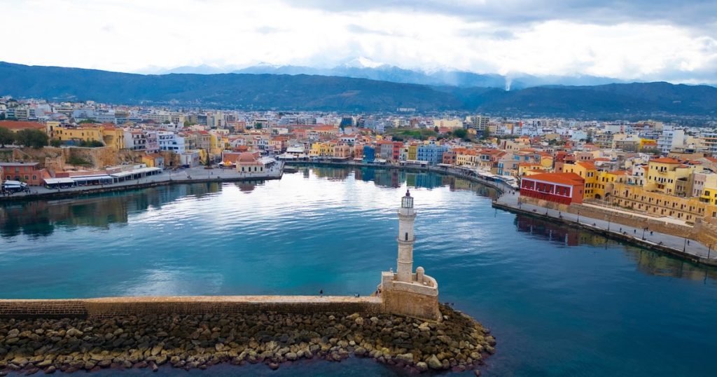 Grecia face bani grei din turism. Venituri cu peste 25% mai mari decât anul trecut