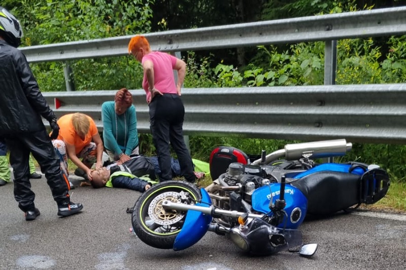 Un motociclist maghiar a decedat într-un accident rutier produs pe DN 67C – Transalpina, în apropiere de Șugag