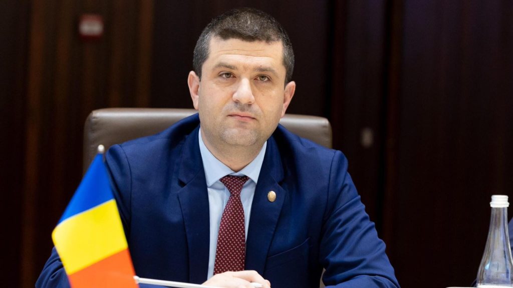 Miruță: Consiliul de Administrație al TAROM a constatat că directorul nu a întreprins niciun demers pentru refacerea bugetului pe date reale