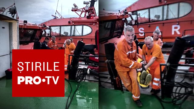 Unul dintre cei trei marinari răniți în incendiul produs la nava petrolieră a murit la spitalul din Tulcea