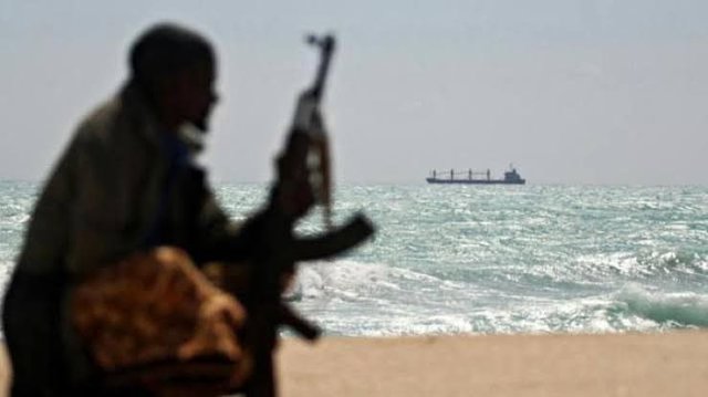 Arabia Saudită loveşte ţinte ale grupării Houthi în Yemen, după ce o navă a sa a fost atacată în Marea Roşie. Reuters: Iranul a trimis consilieri şi echipamente militare către aliaţii lor din Yemen
