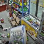 VIDEO Taifunul Noul lovește China și Hong Kong. Peste 340.000 de persoane au fost evacuate numai în provincia Guangdong. 350 de zboruri anulate. Câte persoane au fost rănite