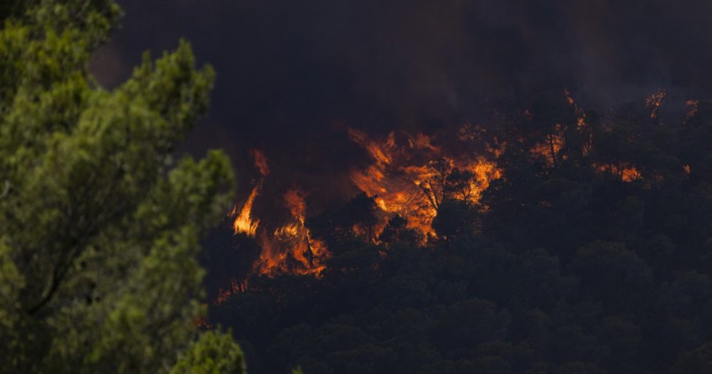 Ministerul de Externe a emis o avertizare de călătorie pentru Spania din cauza incendiilor de vegetație. Zonele vizate