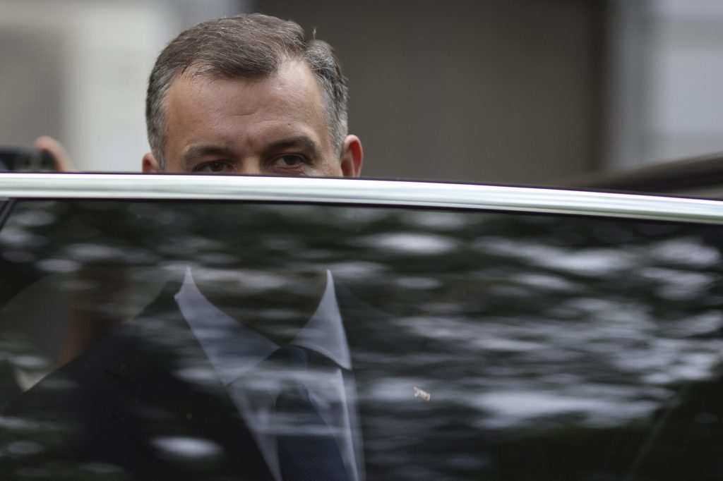 Eugen Tomac îi ironizează pe suveraniști după incidentele din România: ”Falșii suveraniști au dispărut fără urmă” / și recapătă vocea doar când primesc undă verde să atace partenerii noștri și instituțiile europene”