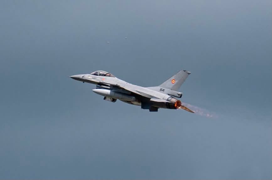 O nouă dronă intrată în spațiul aerian al României. Au fost ridicate de la sol două avioane de luptă, drona a trecut în Ucraina