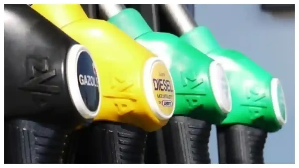 Proiectul privind reducerea accizei la carburanți, adoptat de Senat. Motorina s-ar putea ieftini cu până la 84 de bani pe litru