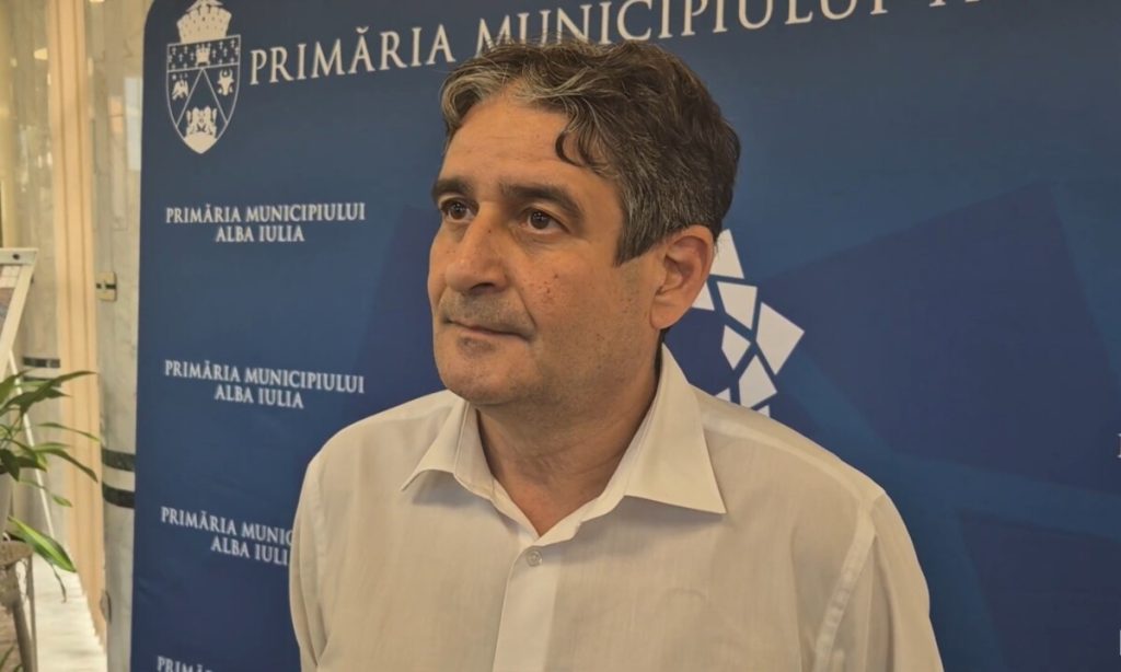 Primarul Gabriel Pleșa spune că a sesizat DNA în legătură cu declarații ale directorului STP Alba Iulia