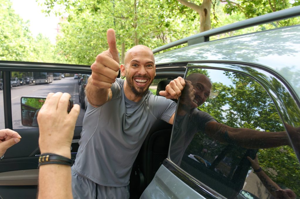 Ce se întâmplă cu frații Tate în următoarele două săptămâni. „De trei ani nu au fugit”