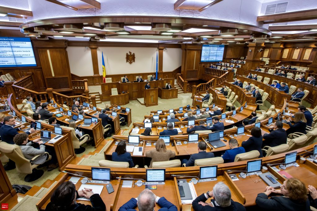 Stare de alertă în Republica Moldova, în sectorul energetic și hidrologic. Ce măsuri au fost luate de guvern