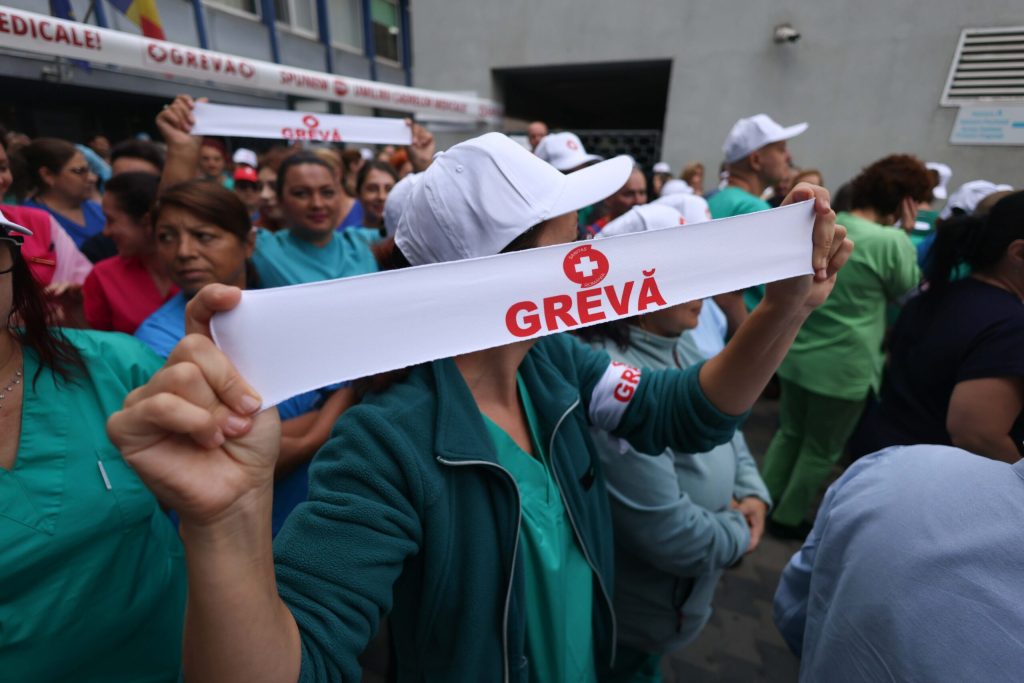 În plină grevă generală, Cseke Attila spune că veniturile din Sănătate nu vor scădea. Dacă nu se găsesc soluții, legea salarizării trebuie abandonată