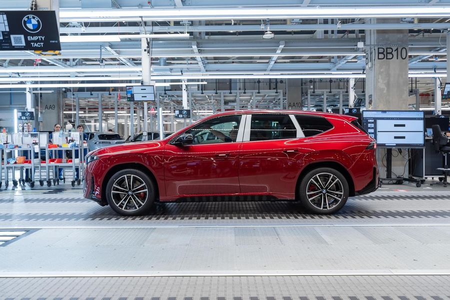 BMW: 50.000 de exemplare iX3 produse în Ungaria