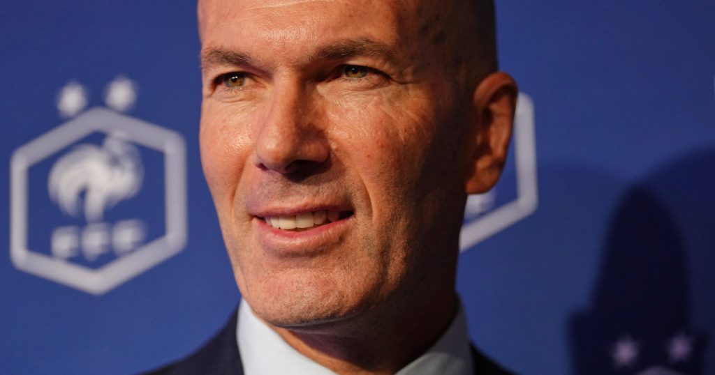 Zinedine Zidane a fost numit oficial în funcţia de selecţioner al Franţei