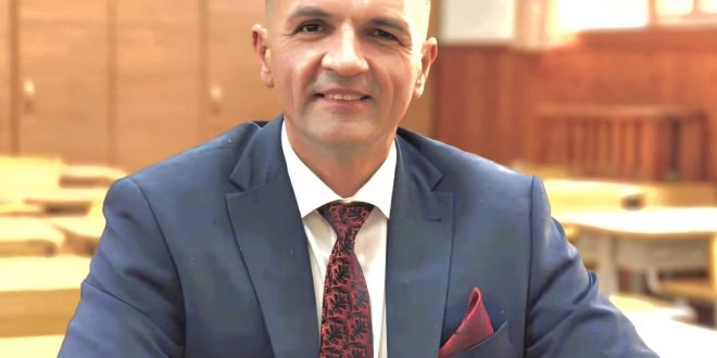 Schimbare de paradigma urbana in Targoviste: Primarul Daniel Cristian Stan anunta eliminarea „pădurii de stâlpi” și a cablurilor aeriene