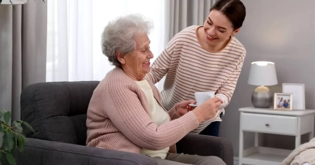 Româncă pensionată după 20 de ani ca badantă în Italia. Suma primită lunar a stârnit un val de reacții în mediul online