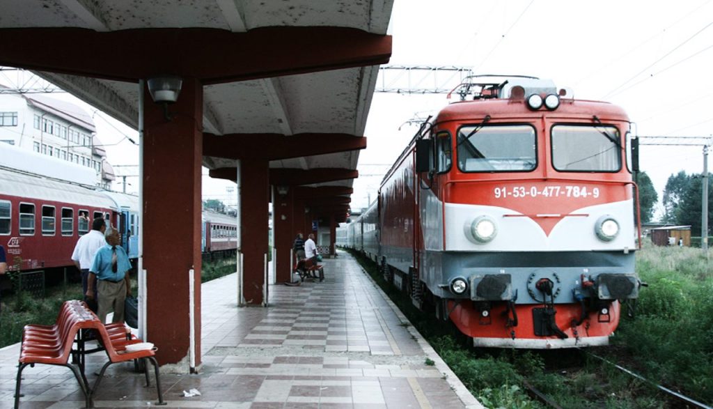 Incident șocant în stația CFR Galbeni, din Bacău! O angajată a fost bătută în Biroul de Mișcare de o persoană necunoscută