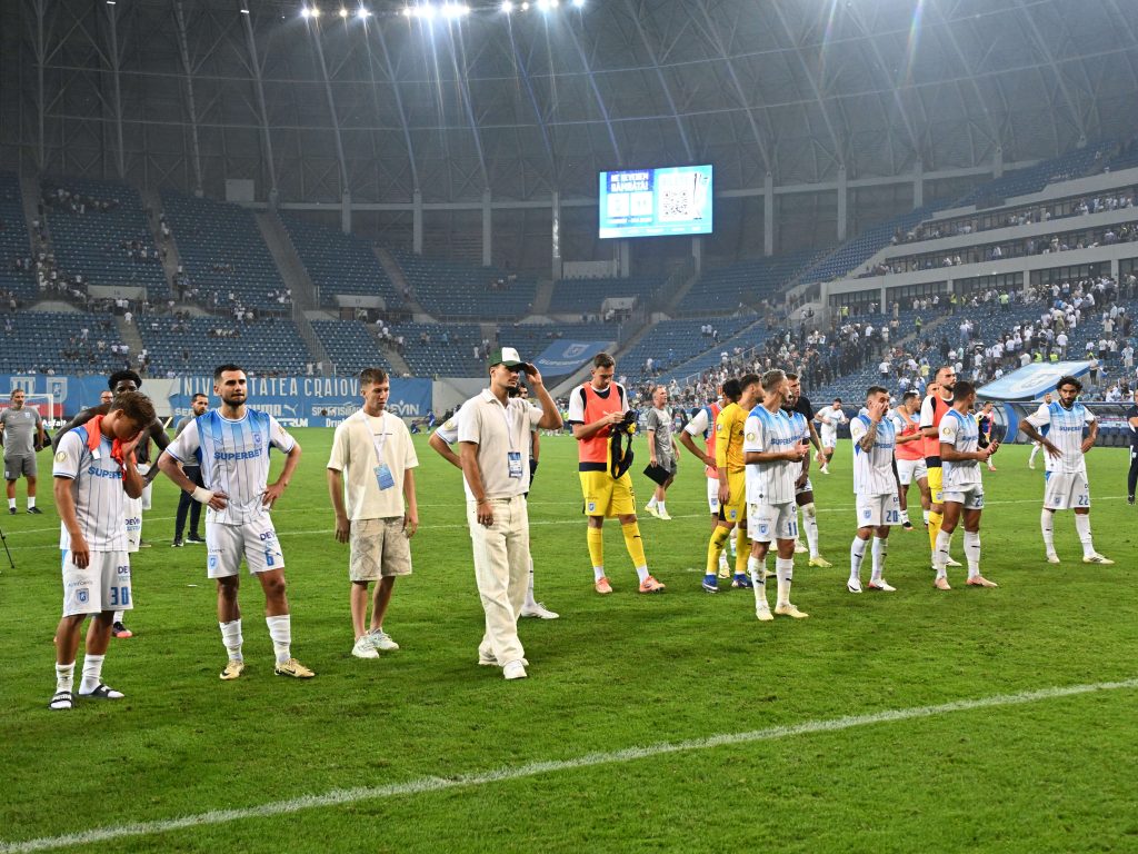 Înjurături și îmbrânceli după Universitatea Craiova - Levski Sofia! Cine a declanșat scandalul