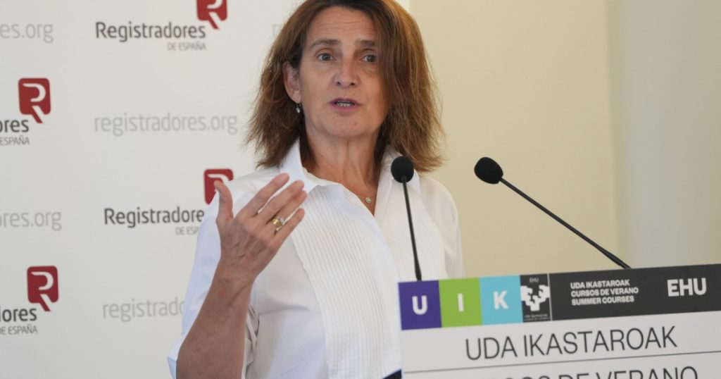 Comisara UE responsabilă de tranziția curată atacă dur politicienii care neagă schimbările climatice: „Îi mint pe oameni”
