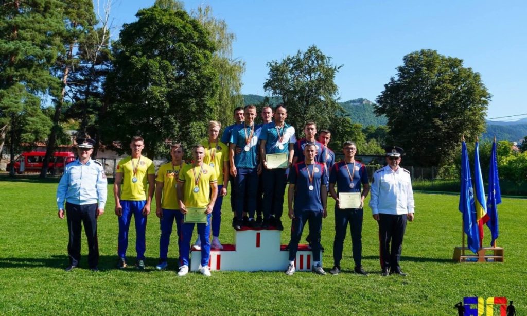 FOTO: Lotul sportiv al ISU Alba, locul III la etapa zonală a Concursurilor Serviciilor Profesioniste pentru Situații de Urgență