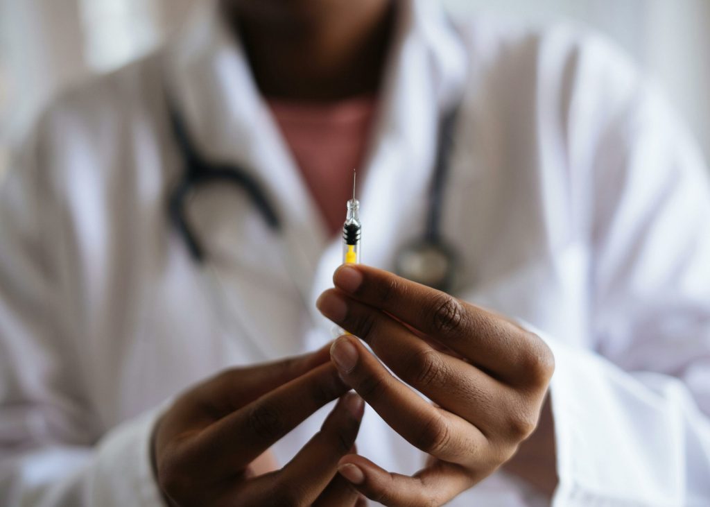 Moartea unei fetițe după un experiment de editare genetică zguduie lumea medicală. Anchetă la un spital de prestigiu din China
