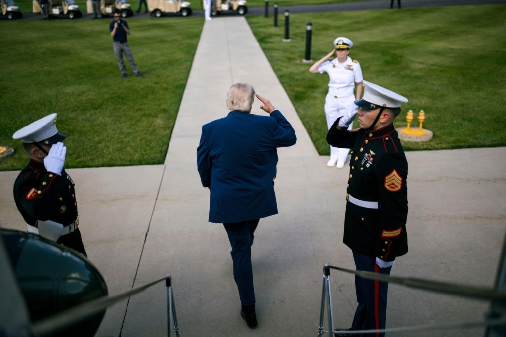 Trump convoacă în mod excepţional o şedinţă de cabinet la Camp David. Unde se află fortăreaţa prezidenţială