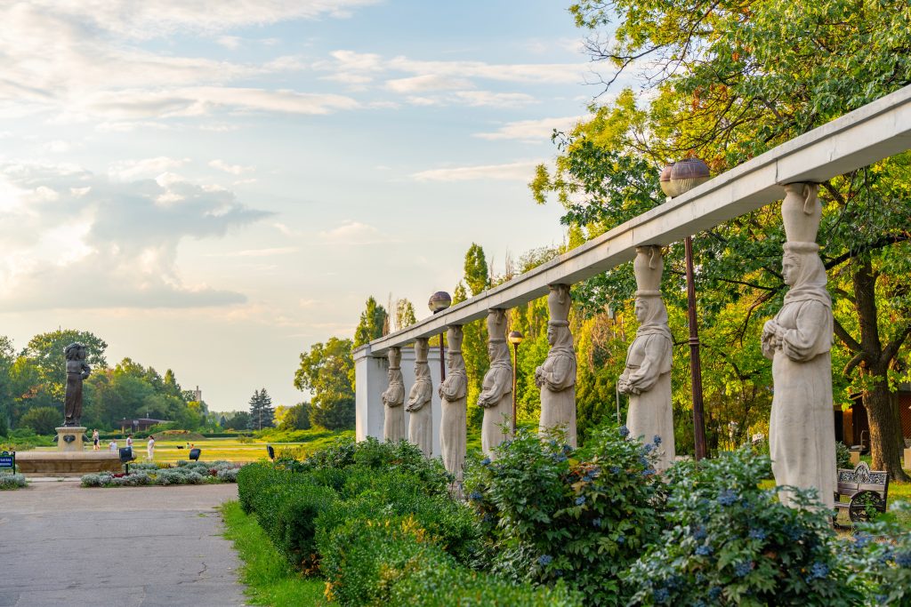 Cum va arăta Parcul Herăstrău după reamenajare? Ciucu a vorbit și despre restaurantele aflate pe malul lacului / 10.000 de bucureșteni și-au dat și ei părerea