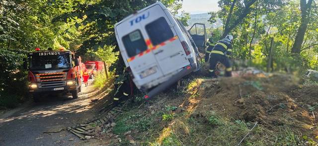 Accidentul în care a fost implicată echipa de juniori a clubului Dinamo – Cel mai probabil, şoferul nu a adaptat viteza într-o curbă