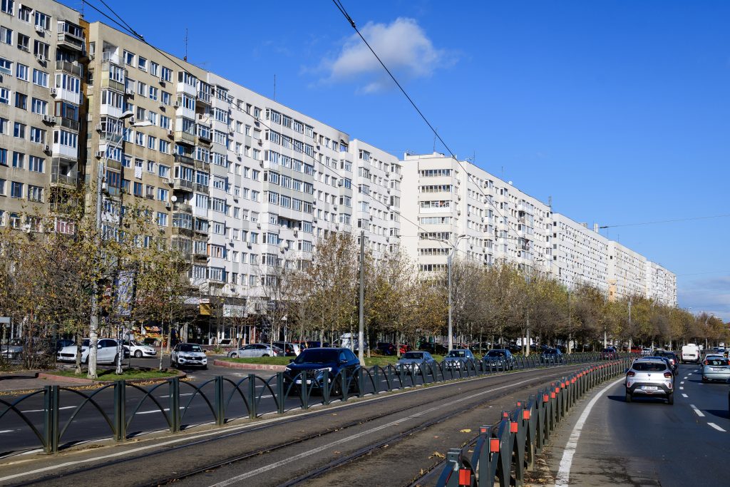 Opt din zece antreprenori se așteaptă la noi majorări de costuri, iar piața a intrat în modul „așteptăm și vedem”
