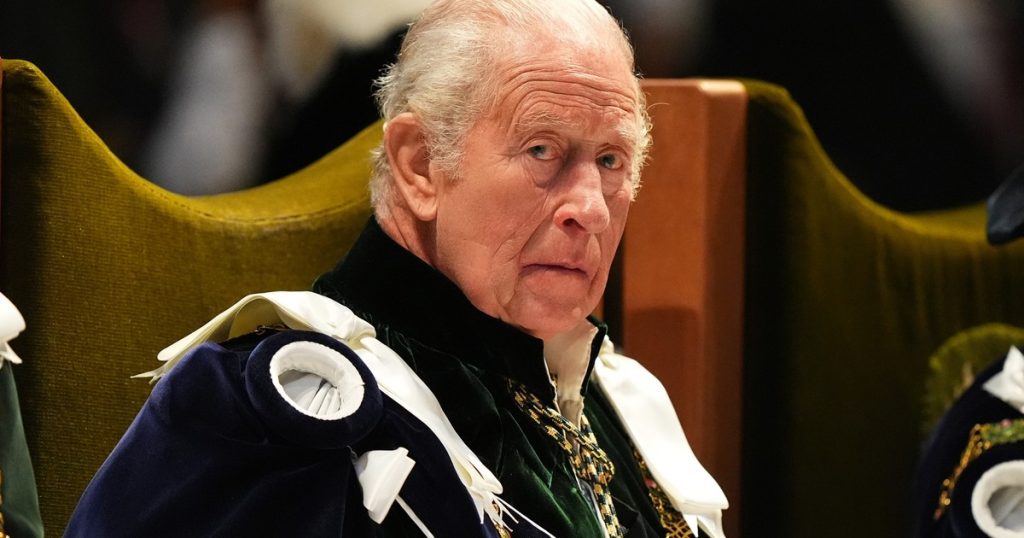 Nesigur și temător? Regele Charles și-a chemat fiul și frații la palat, înainte de confruntarea cu Harry. Marea absentă de la cina secretă