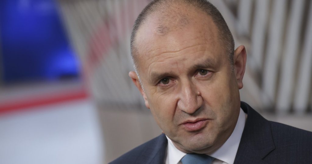 Bulgaria se va opune noului pachet de sancțiuni al UE împotriva Rusiei. Rumen Radev: „Susțin interesul național”