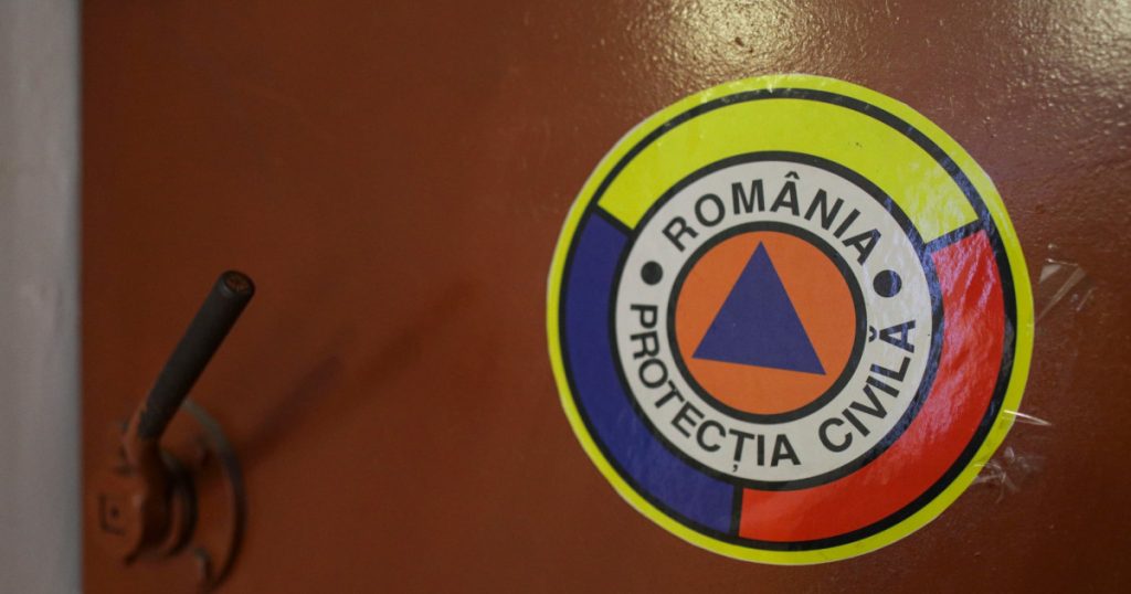 Adăposturile civile din blocuri pot fi reparate din fonduri publice locale. Președintele a promulgat legea