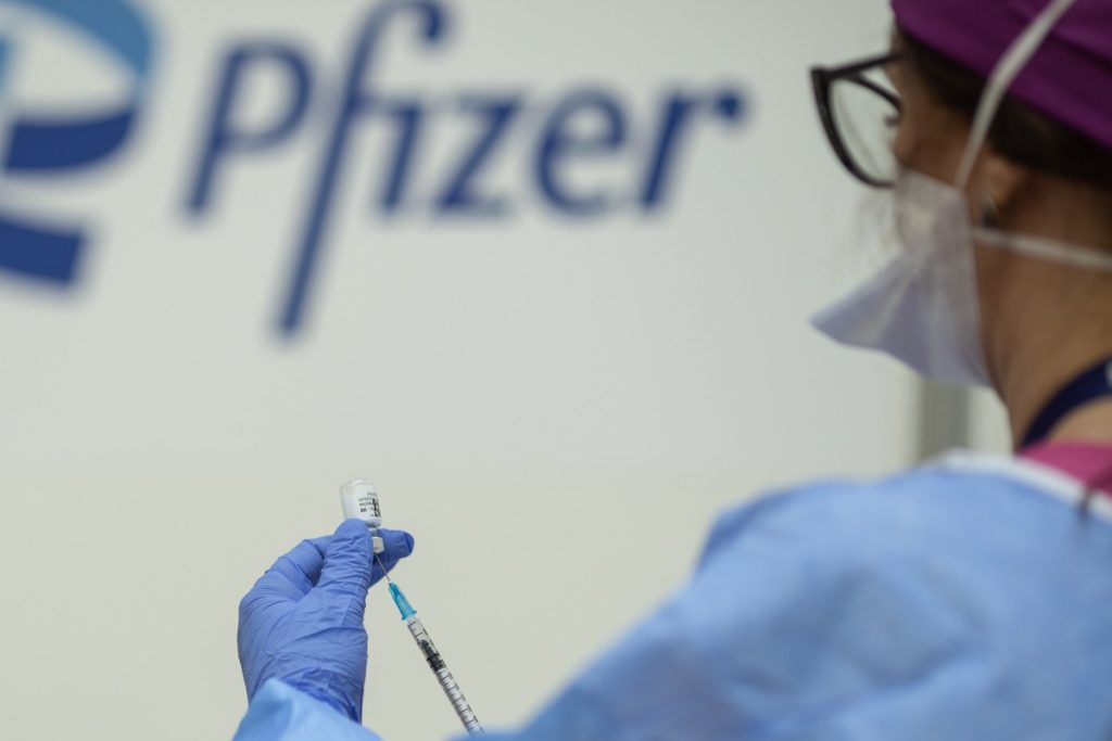 Pfizer a pus sechestru și pe conturile agenției de trafic aerian din Polonia, la fel ca în cazul Romatsa / Compania a câștigat în aprilie procesul împotriva Bucureștiului și Varșoviei pentru plata vaccinurilor COVID