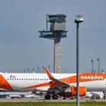 Acțiunile easyJet au urcat cu peste 13%, după oferta de preluare de 7,7 miliarde de dolari din partea Apollo