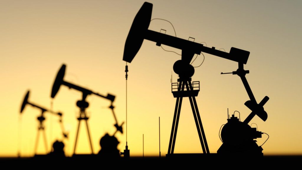 IEA: Producţia de petrol a Rusiei va scădea cu aproximativ 3% în 2026, din cauza atacurilor Ucrainei