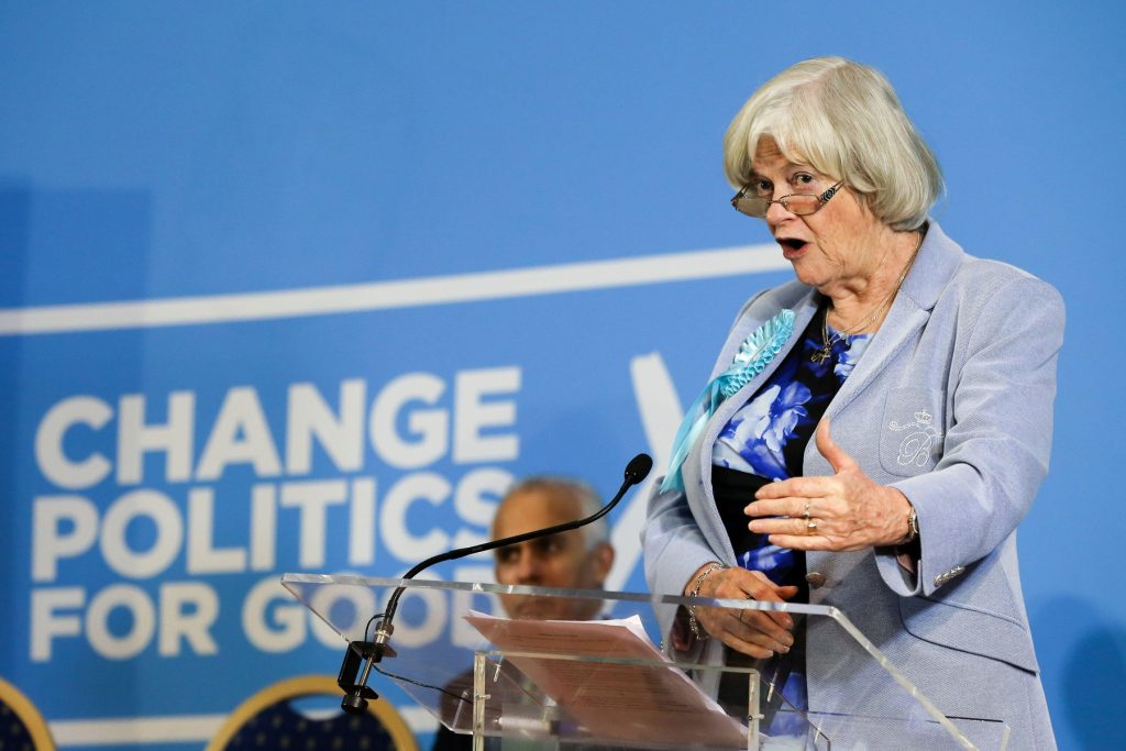 Bărbat de 26 de ani, arestat în ancheta pentru crimă după moartea fostei deputate britanice Ann Widdecombe