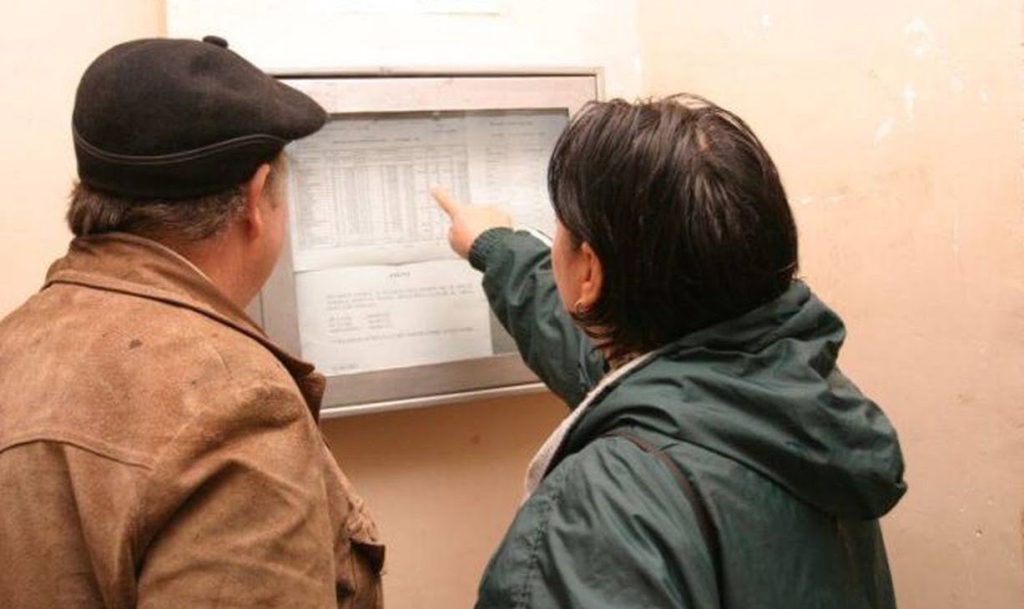 Ce se întâmplă dacă chiriașul acumulează datorii la întreținere. Proprietarul e bun de plată
