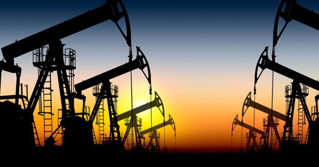 Războiul din Orientul Mijlociu a schimbat piața petrolului. OPEC reduce estimările pentru 2026, dar vede o revenire a consumului