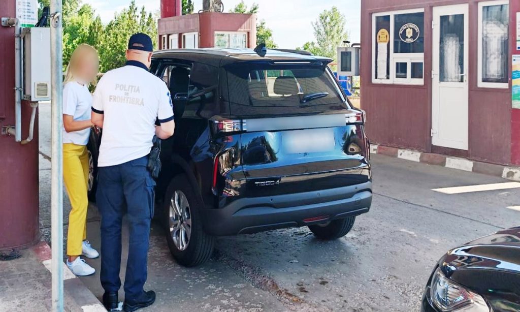 Femeie căutată pentru jaf armat, prinsă de polițiștii botoșăneni. 15 ani va sta după gratii