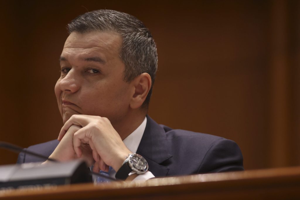Grindeanu: Ne vom bate pe tot terenul cu hashtagii ăştia / Pare că e o pestă care a cuprins România / Noi n-am făcut niciodată plângeri penale