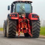 După 80 de ani, un producător de tractoare mută producția din Cehia în Asia: Producția în Europa nu are sens în condițiile actuale!