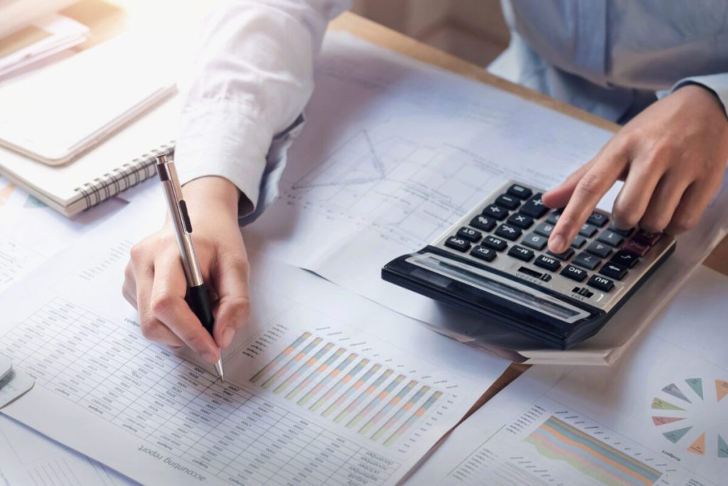 OFICIAL Posturile pentru personalul didactic auxiliar și administrativ din grădinițe și școli, deblocate din septembrie 2026