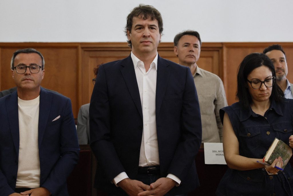 Fratele premierului Spaniei Pedro Sanchez a fost condamnat pentru favorizare în numirea într-un post public – o lovitură pentru liderul socialist